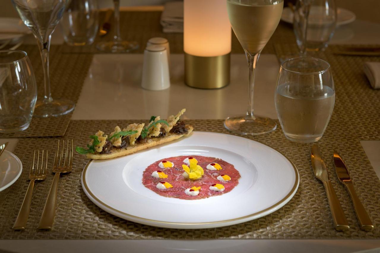 Amarande (Adults Only) Hotel Айя Напа Екстериор снимка A meal at the restaurant