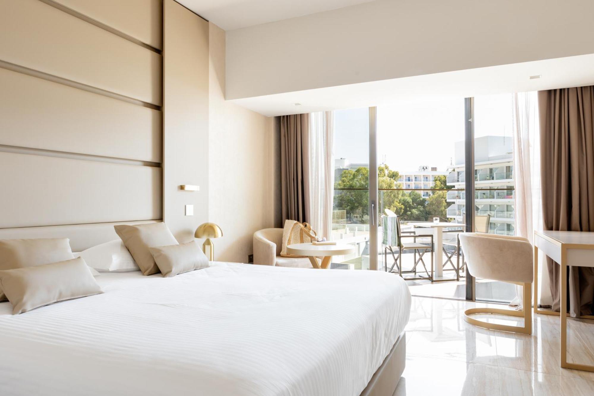 Amarande (Adults Only) Hotel Айя Напа Екстериор снимка Deluxe room